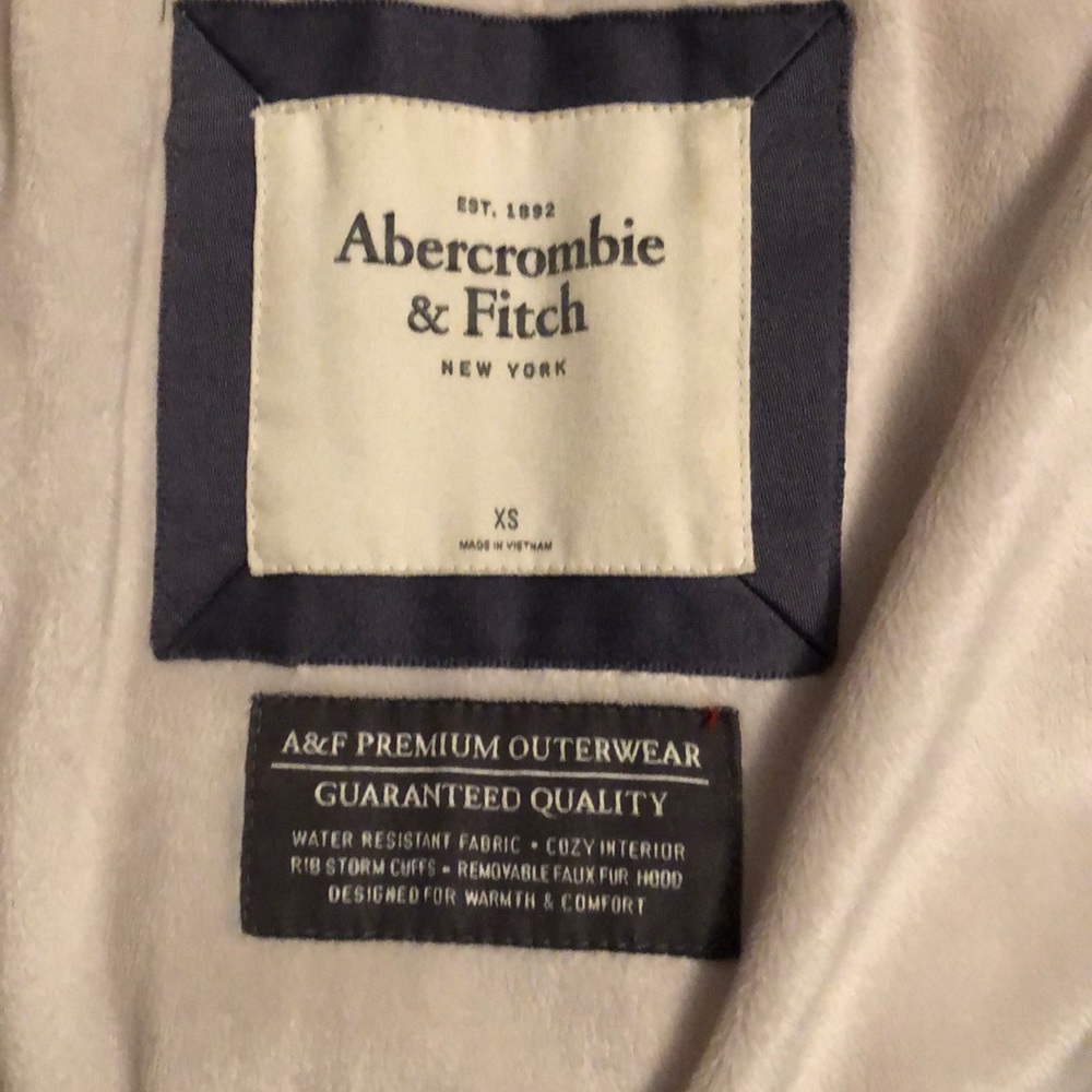 Abercrombie & Fitch winter coat - Picture 4 of 10